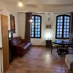 La Bonne Etoile - The Good Star Moustiers-Sainte-Marie