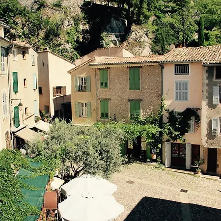 La Bonne Etoile - The Good Star