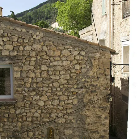 La Bonne Etoile - The Good Star Apartment