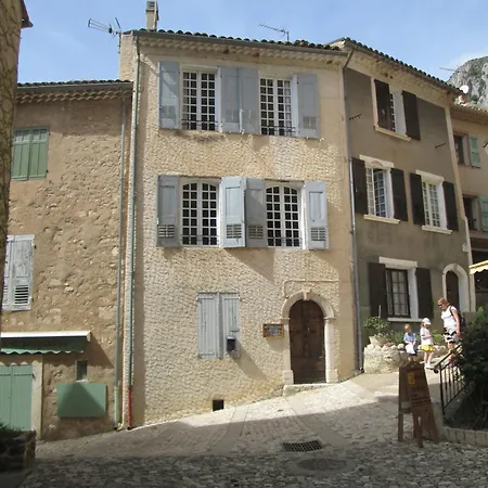Apartment La Bonne Etoile - The Good Star *
