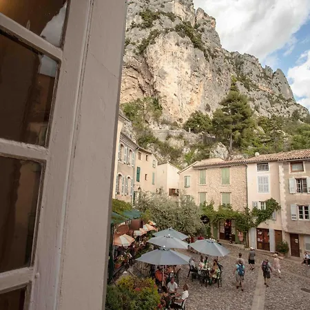 La Bonne Etoile - The Good Star Apartment