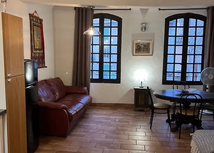 La Bonne Etoile - The Good Star Moustiers-Sainte-Marie