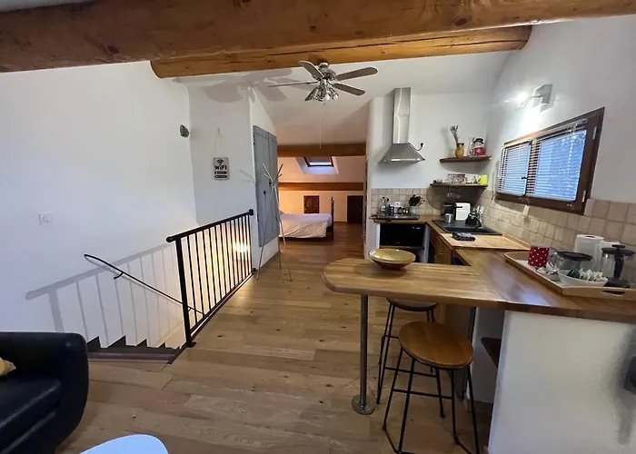 La Bonne Etoile - The Good Star * Moustiers-Sainte-Marie